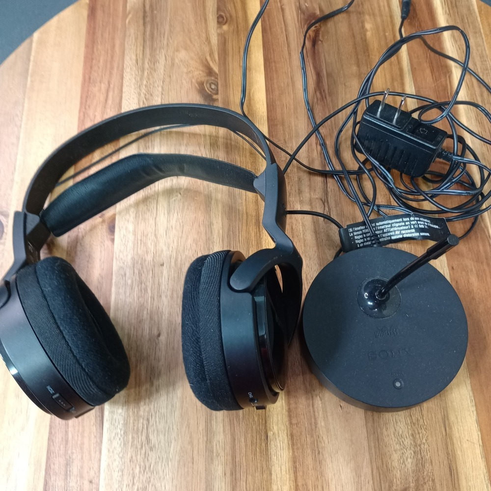 Sony Wireless Stereo Headphones MDR-RF912R & Stereo Transmitter TMR-RF912R